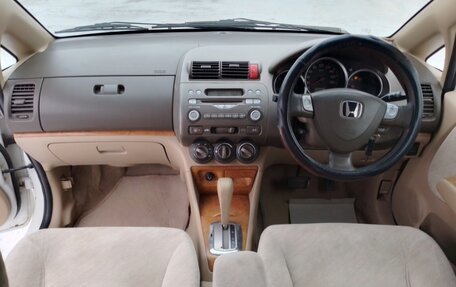 Honda Fit III, 2003 год, 420 000 рублей, 2 фотография