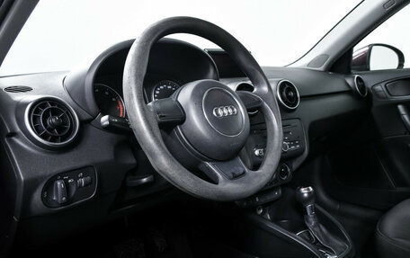 Audi A1, 2012 год, 1 049 000 рублей, 13 фотография