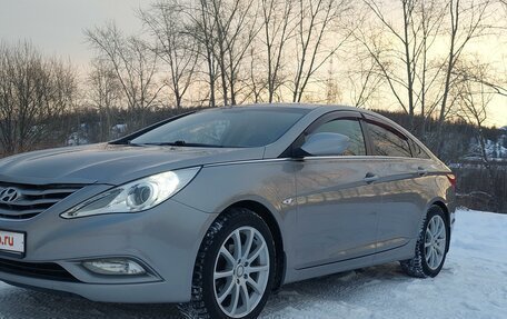 Hyundai Sonata VI, 2010 год, 1 250 000 рублей, 2 фотография