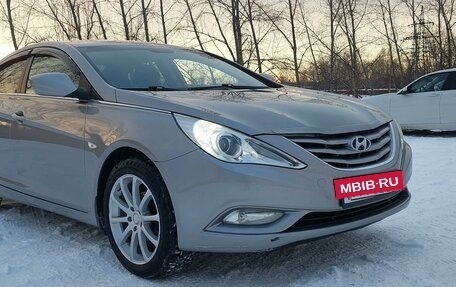 Hyundai Sonata VI, 2010 год, 1 250 000 рублей, 3 фотография