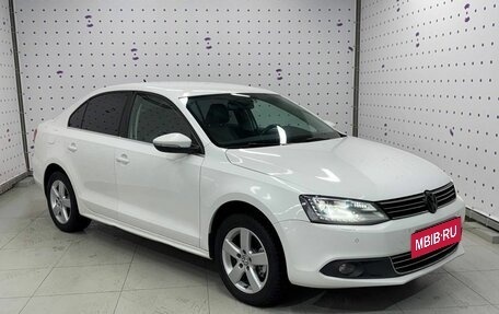 Volkswagen Jetta VI, 2014 год, 997 500 рублей, 3 фотография