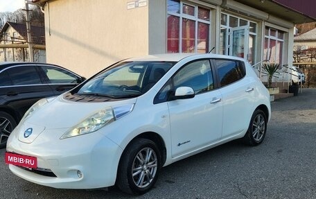 Nissan Leaf I, 2013 год, 649 999 рублей, 7 фотография