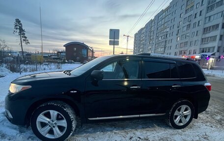 Toyota Highlander III, 2013 год, 2 100 000 рублей, 6 фотография