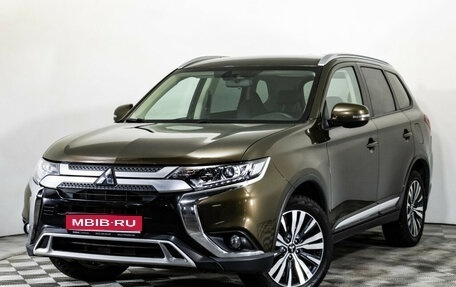 Mitsubishi Outlander III рестайлинг 3, 2019 год, 2 314 000 рублей, 1 фотография