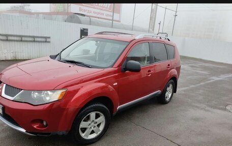 Mitsubishi Outlander III рестайлинг 3, 2007 год, 980 000 рублей, 4 фотография