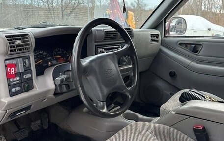 Chevrolet Blazer II рестайлинг, 1997 год, 275 000 рублей, 8 фотография