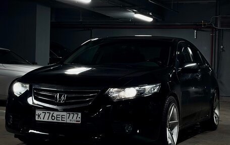 Honda Accord VIII рестайлинг, 2011 год, 1 950 000 рублей, 1 фотография