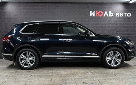 Volkswagen Touareg III, 2018 год, 5 390 000 рублей, 12 фотография