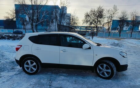 Nissan Qashqai, 2011 год, 1 380 000 рублей, 2 фотография