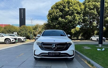 Mercedes-Benz EQC, 2022 год, 4 750 000 рублей, 2 фотография