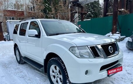 Nissan Pathfinder, 2012 год, 1 990 000 рублей, 6 фотография