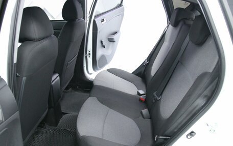 Hyundai Solaris II рестайлинг, 2012 год, 853 000 рублей, 19 фотография