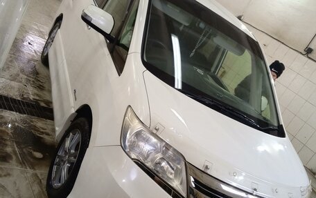 Nissan Serena IV, 2013 год, 1 599 000 рублей, 22 фотография