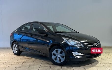 Hyundai Solaris II рестайлинг, 2015 год, 920 000 рублей, 2 фотография