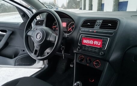 Volkswagen Polo VI (EU Market), 2013 год, 785 000 рублей, 5 фотография