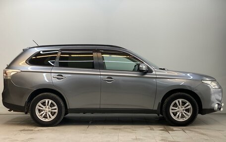 Mitsubishi Outlander III рестайлинг 3, 2012 год, 1 580 000 рублей, 4 фотография