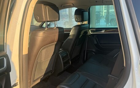 Volkswagen Touareg III, 2015 год, 2 890 000 рублей, 14 фотография