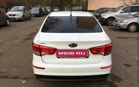 KIA Rio III рестайлинг, 2015 год, 465 000 рублей, 7 фотография