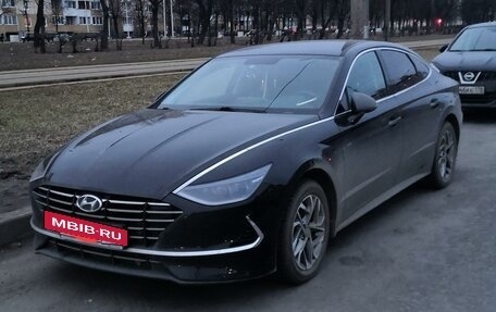 Hyundai Sonata VIII, 2020 год, 2 500 000 рублей, 2 фотография