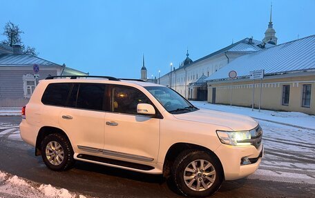 Toyota Land Cruiser 200, 2016 год, 7 000 000 рублей, 11 фотография