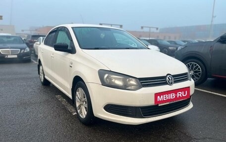 Volkswagen Polo VI (EU Market), 2013 год, 899 000 рублей, 3 фотография