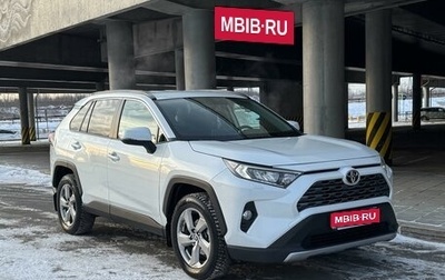 Toyota RAV4, 2021 год, 3 300 000 рублей, 1 фотография