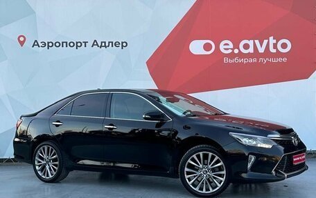 Toyota Camry, 2017 год, 2 550 000 рублей, 3 фотография