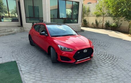 Hyundai Veloster II, 2020 год, 2 350 000 рублей, 4 фотография