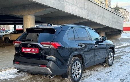 Toyota RAV4, 2021 год, 4 200 000 рублей, 7 фотография