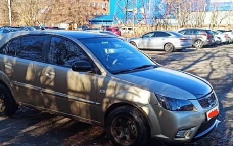 KIA Rio II, 2011 год, 700 000 рублей, 10 фотография