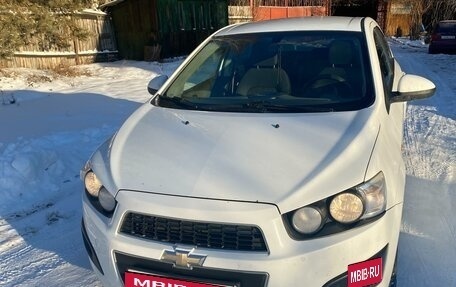 Chevrolet Aveo III, 2013 год, 700 000 рублей, 1 фотография