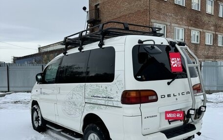 Mitsubishi Delica IV, 1999 год, 1 900 000 рублей, 37 фотография