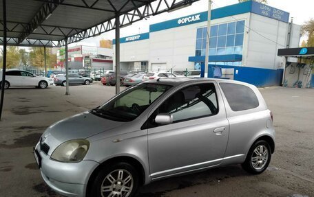 Toyota Vitz, 2000 год, 390 000 рублей, 3 фотография