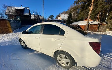 Chevrolet Aveo III, 2013 год, 700 000 рублей, 3 фотография