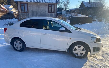 Chevrolet Aveo III, 2013 год, 700 000 рублей, 5 фотография