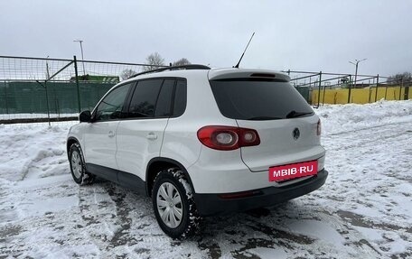 Volkswagen Tiguan I, 2010 год, 895 000 рублей, 6 фотография