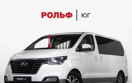 Hyundai H-1 II рестайлинг, 2020 год, 2 795 000 рублей, 28 фотография