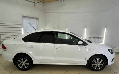 Volkswagen Polo VI (EU Market), 2012 год, 957 000 рублей, 10 фотография