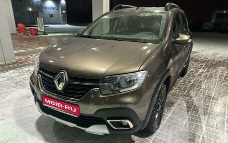 Renault Sandero II рестайлинг, 2020 год, 775 000 рублей, 1 фотография