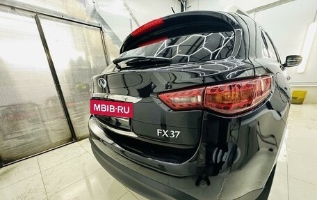 Infiniti FX II, 2011 год, 1 720 000 рублей, 10 фотография