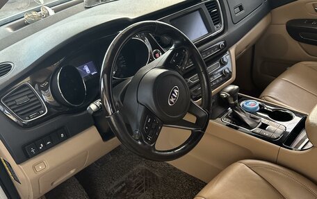 KIA Carnival III, 2019 год, 3 800 000 рублей, 11 фотография