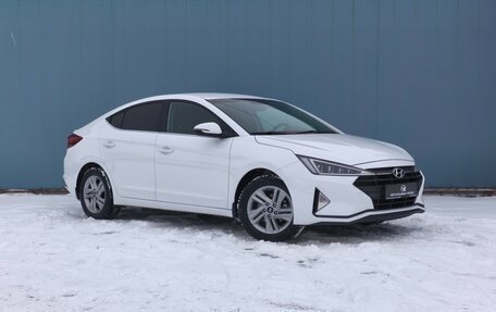 Hyundai Elantra, 2020 год, 1 980 000 рублей, 3 фотография