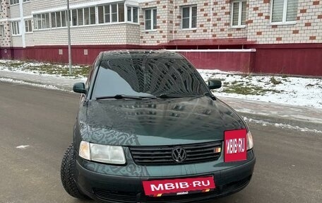 Volkswagen Passat B5+ рестайлинг, 1997 год, 380 000 рублей, 2 фотография