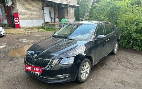 Skoda Octavia, 2017 год, 1 700 000 рублей, 2 фотография