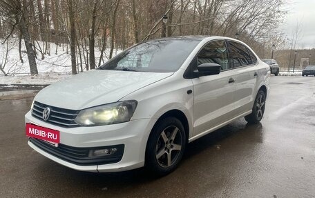 Volkswagen Polo VI (EU Market), 2018 год, 1 050 000 рублей, 3 фотография