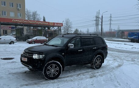 Mitsubishi Pajero Sport II рестайлинг, 2013 год, 1 900 000 рублей, 2 фотография