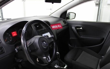 Volkswagen Polo VI (EU Market), 2012 год, 795 000 рублей, 10 фотография