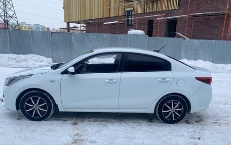 KIA Rio IV, 2020 год, 1 500 000 рублей, 8 фотография