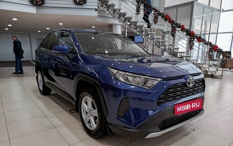 Toyota RAV4, 2021 год, 3 247 000 рублей, 7 фотография