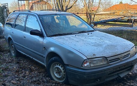 Nissan Primera II рестайлинг, 1993 год, 60 000 рублей, 2 фотография